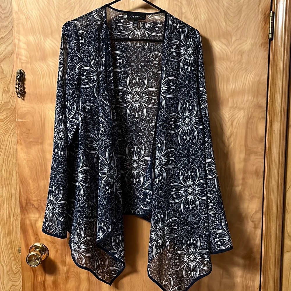 Lane Bryant sheer overpiece size 14/16